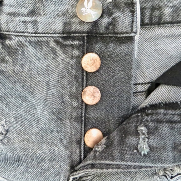 One Teaspoon Distressed Bandits Denim Jean Shorts Leather Pockets Black SZ 27 - Picture 9 of 14